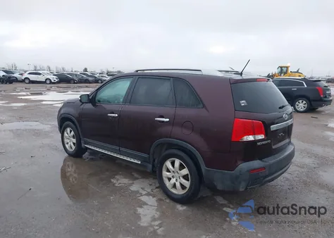 2011 Kia Sorento Lx z USA, uszkodzony, nr VIN 5XYKT3A13BG129257